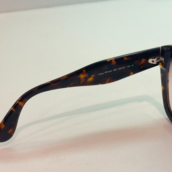 Tom Ford Rx FT0940 - 55F Cara Sunglasses Tortoise Shiny Vintage Dark Havana - Picture 8 of 11